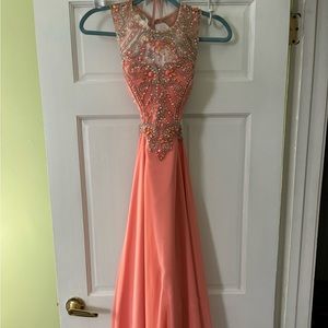 Prom dress worn once size 1/2 (1-2)